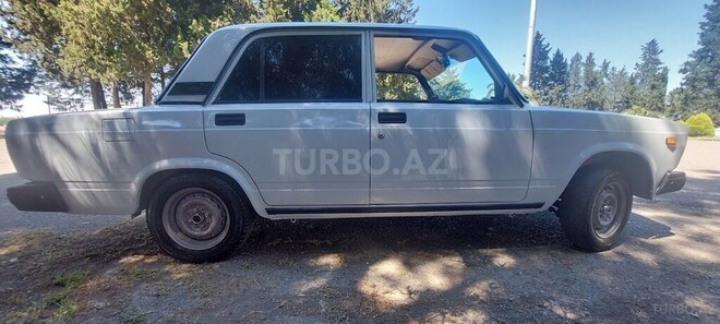 LADA (VAZ) 2107-3