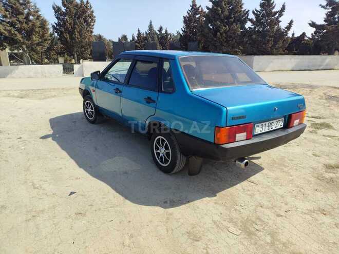 LADA (VAZ) 21099-8