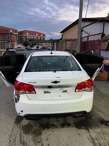 Chevrolet Cruze-2