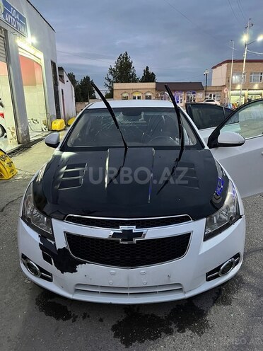 Chevrolet Cruze-1