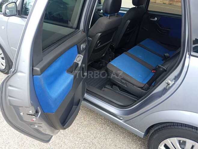 Opel Meriva-14