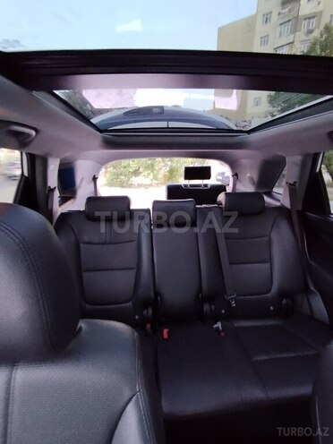Kia Sorento-18