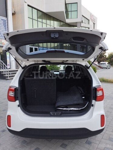 Kia Sorento-17
