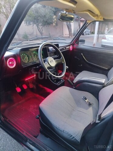 LADA (VAZ) 2107-15