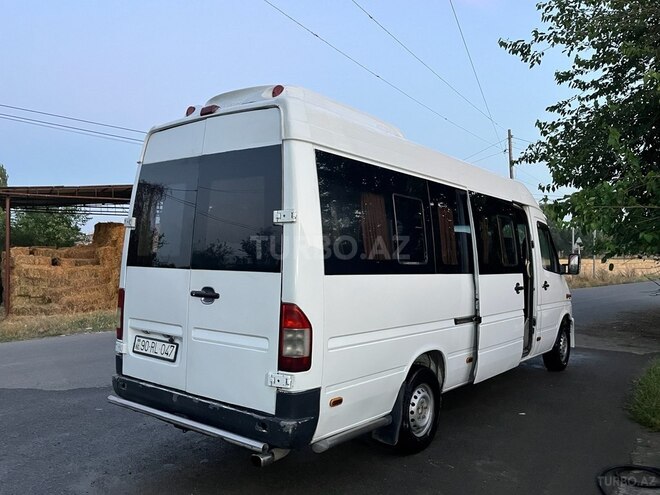 Mercedes Sprinter 208-4