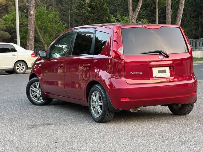 Nissan Note-8