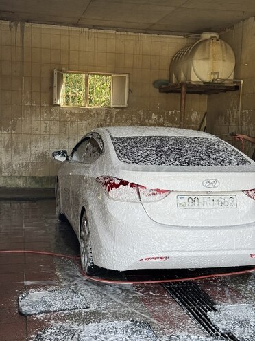 Hyundai Elantra-10