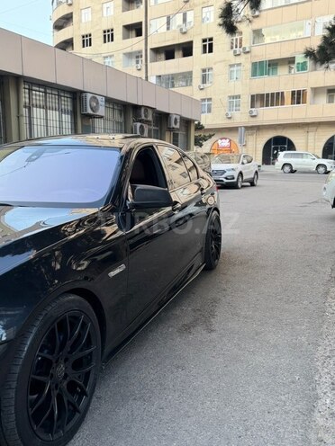 BMW 528-8