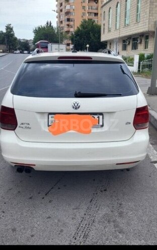 Volkswagen Jetta-5