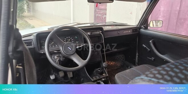 LADA (VAZ) 2107-8