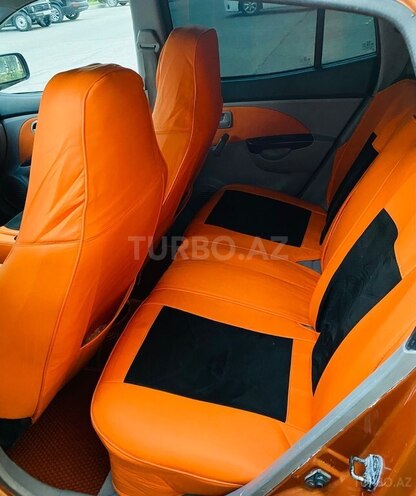 Kia Picanto-12