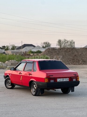 LADA (VAZ) 21099-9