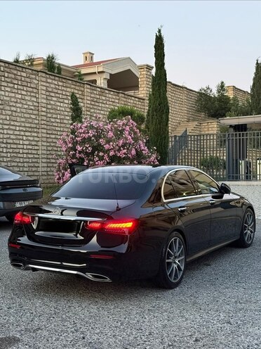 Mercedes E 300-4