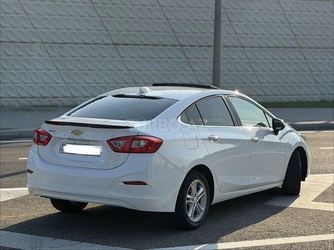 Chevrolet Cruze-9