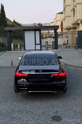 Mercedes E 300-5