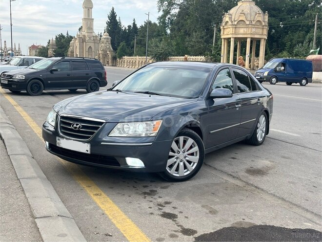 Hyundai Sonata-15