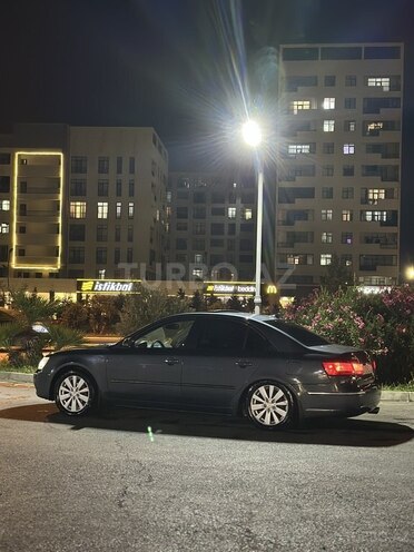 Hyundai Sonata-2