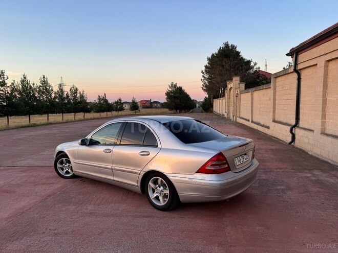 Mercedes C 200-4
