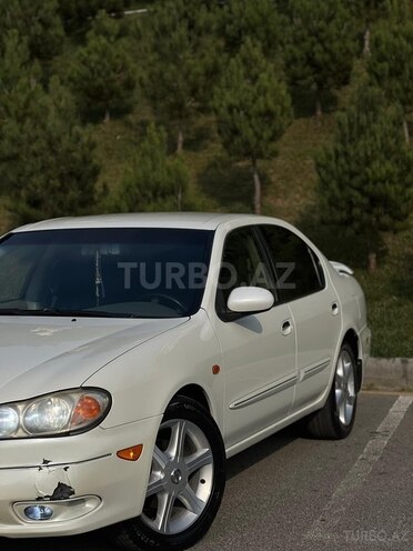 Nissan Maxima-3