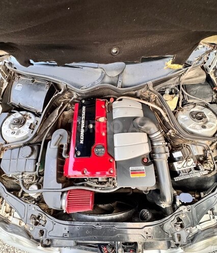 Mercedes C 200-19
