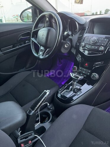 Chevrolet Cruze-14