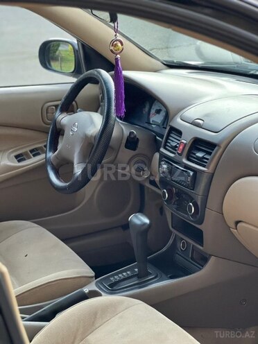 Nissan Sunny-8