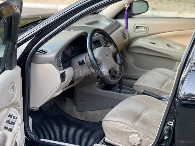 Nissan Sunny-10