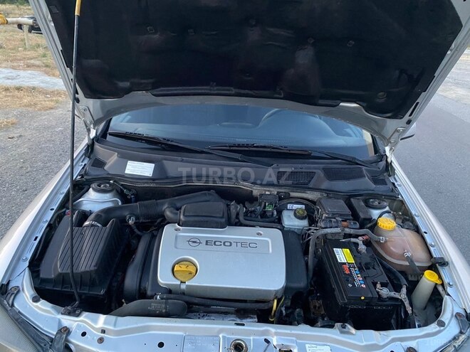 Opel Astra-3