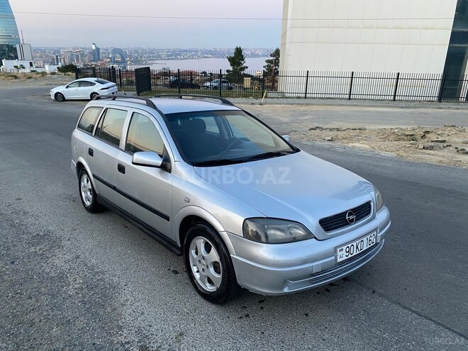 Opel Astra-1
