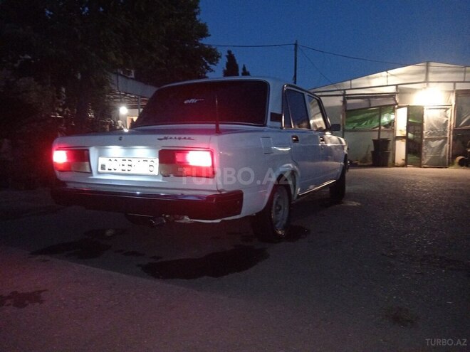 LADA (VAZ) 2107-5