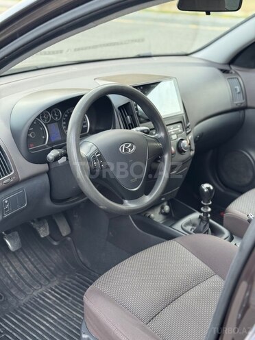 Hyundai i30-10