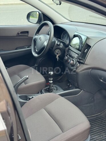Hyundai i30-8