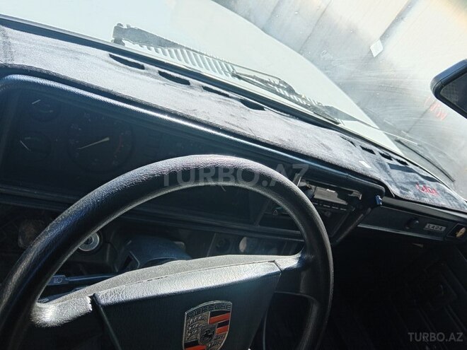 LADA (VAZ) 2107-8