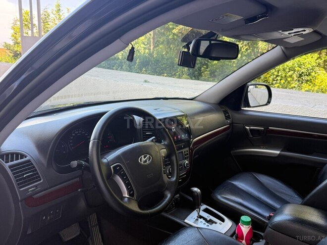 Hyundai Santa Fe-5