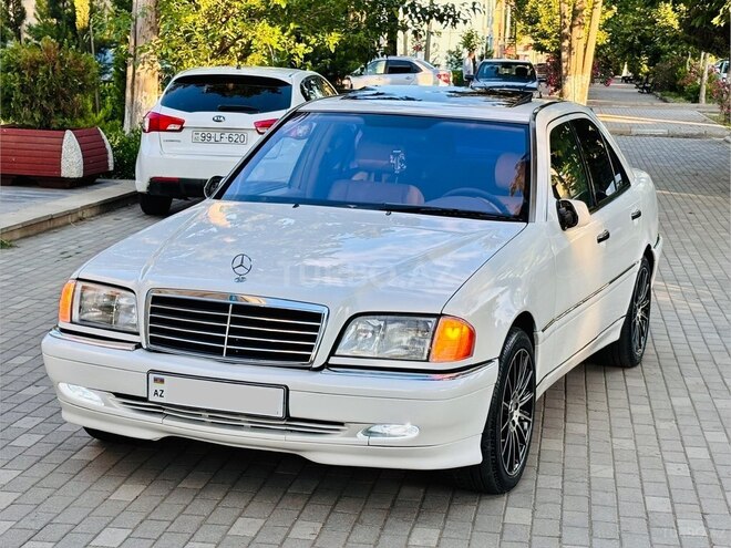 Mercedes C 230-4