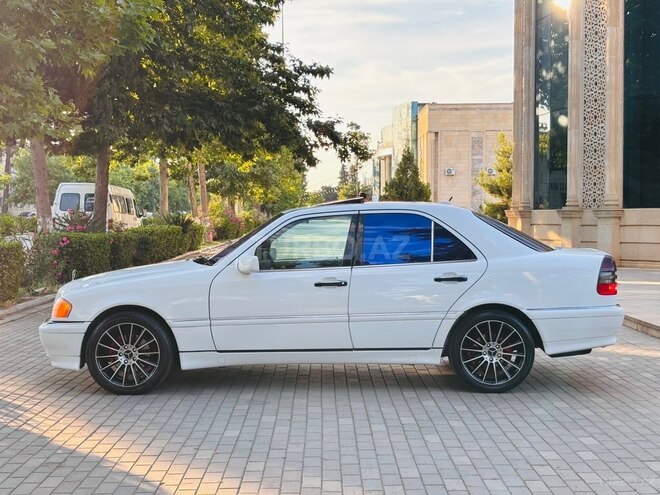 Mercedes C 230-7