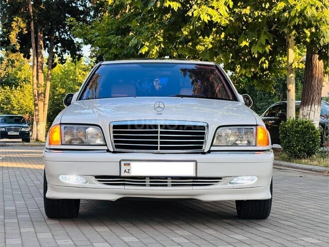 Mercedes C 230-3