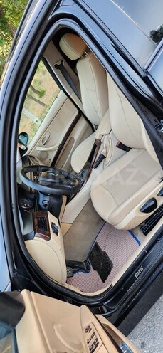 BMW 320-17