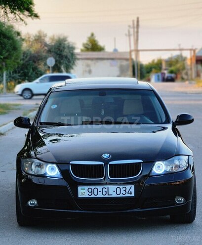 BMW 320-1