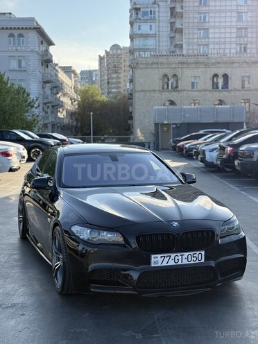 BMW 528-2