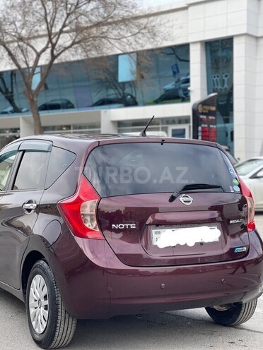 Nissan Note-2