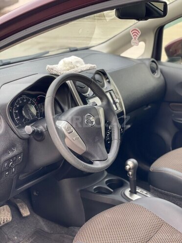 Nissan Note-5