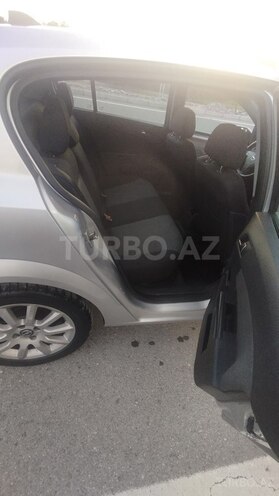 Opel Astra-12
