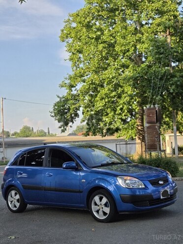 Kia Rio-3