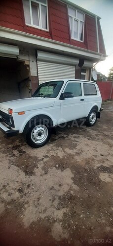 LADA (VAZ) Niva-8
