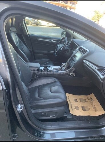 Ford Mondeo-7
