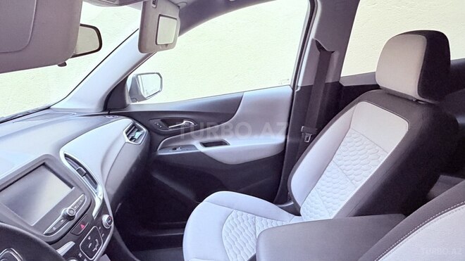 Chevrolet Equinox-10