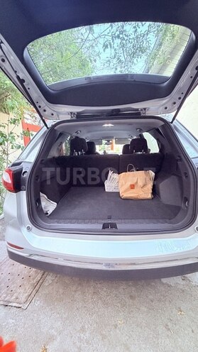 Chevrolet Equinox-5