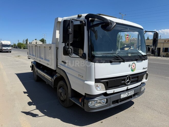 Mercedes Atego 818-2