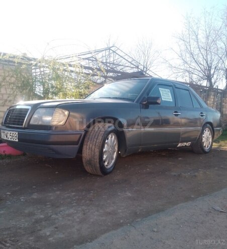 Mercedes E 200-6